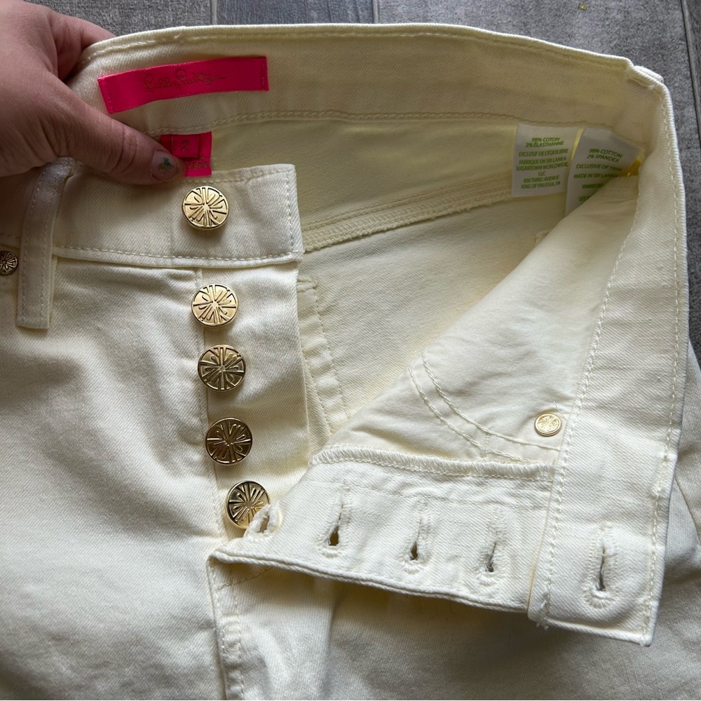 LILLY PULITZER SOUTH OCEAN HIGH RISE BUTTON FLY JEANS, LEMON MERINGUE YELLOW 2 - Picture 4 of 9